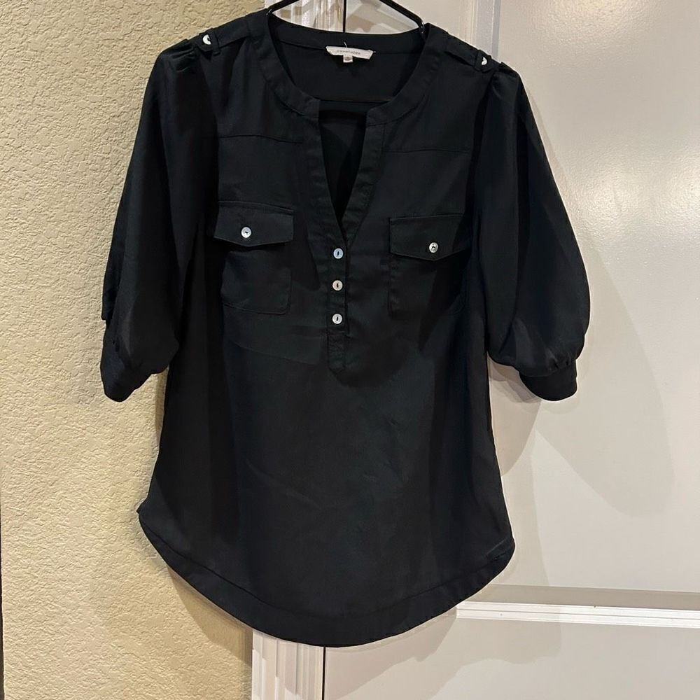 41 Hawthorne Filbert small black blouse